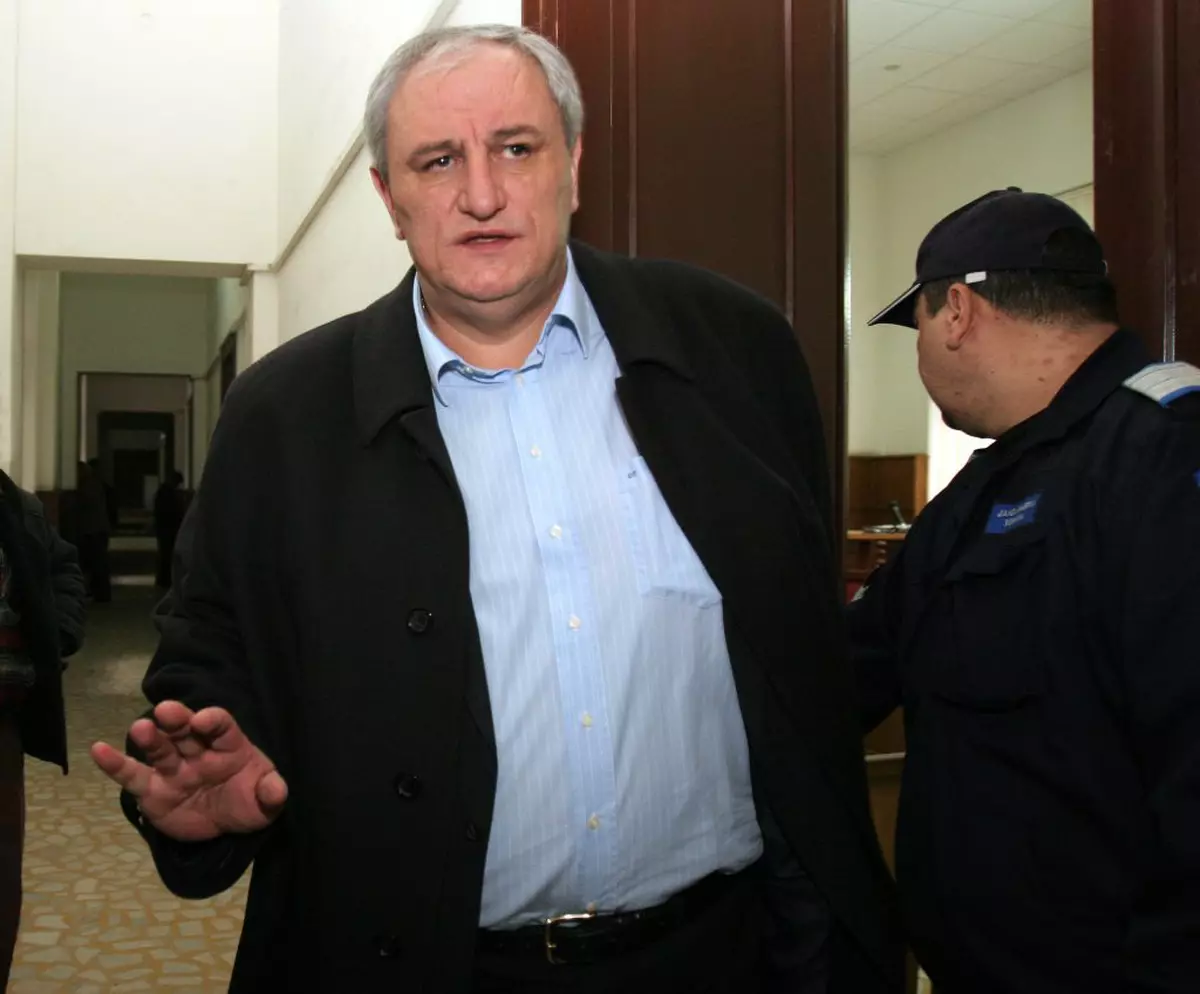 Ovidiu Tender scapă de sechestrul pe avere. Una dintre infracțiunile pentru care a fost condamnat, dezincriminată
