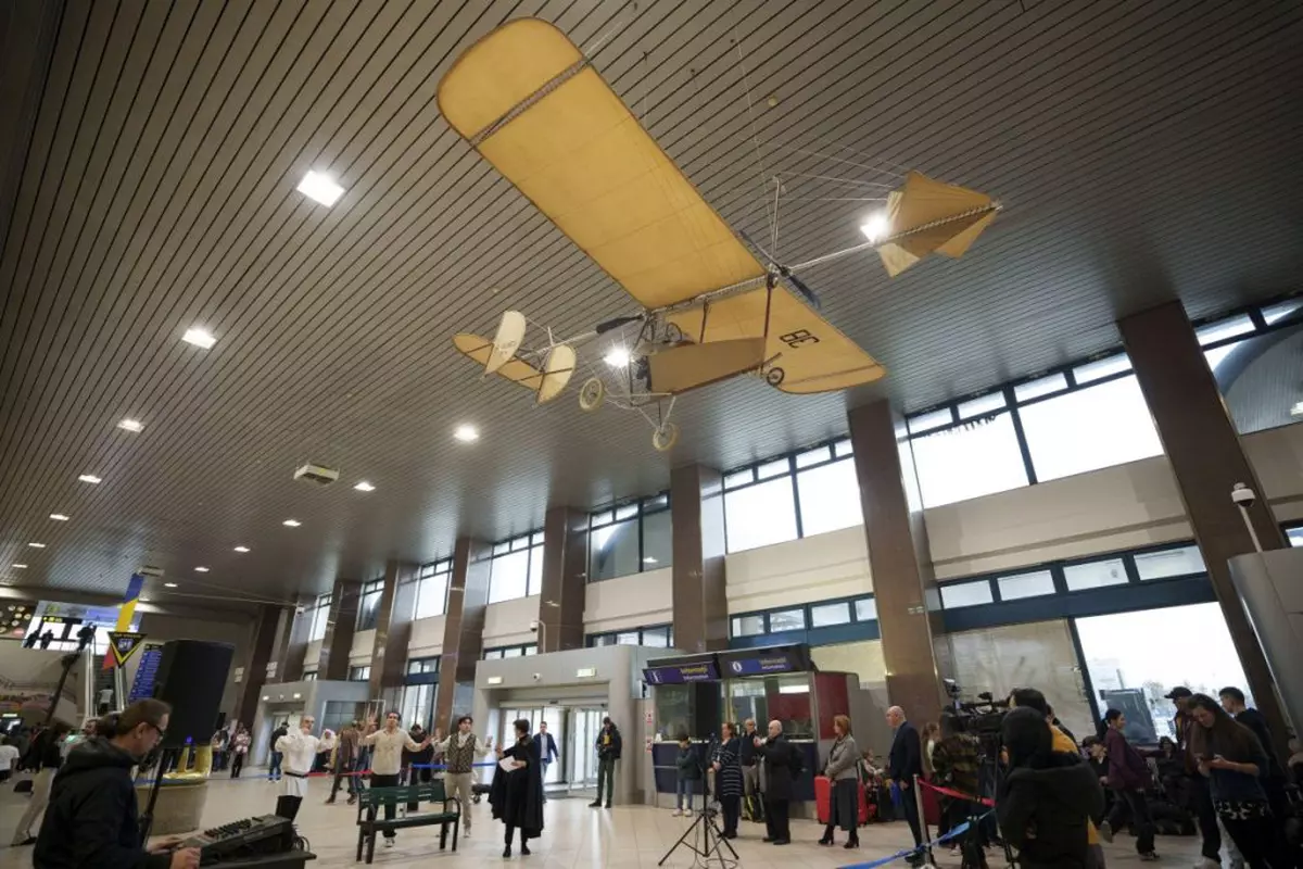 Noi aparate de aer condiţionat la Aeroportul Henri Coandă - Otopeni, după avaria din cauza căreia CNAB a fost amendată de ANPC