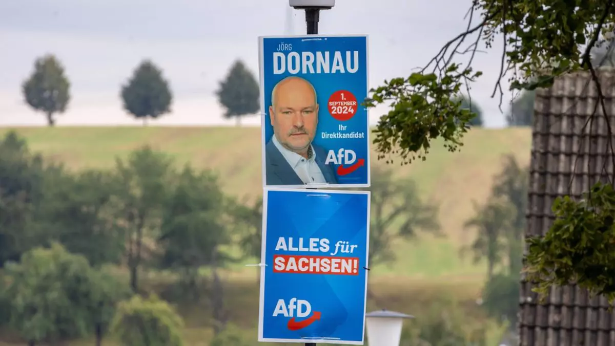Deținuți politici fac muncă forțată pe plantația de ceapă a unui deputat german ce are legături cu Belarus: „5 euro pe zi, 11 ore fără apă și mâncare
