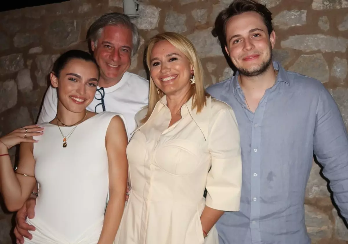 Andreea Esca, detalii neștiute despre cei doi copii ai săi, Alexia și Aris. Ce fel de relație are cu aceștia. „Nu mi-am dat cu părerea