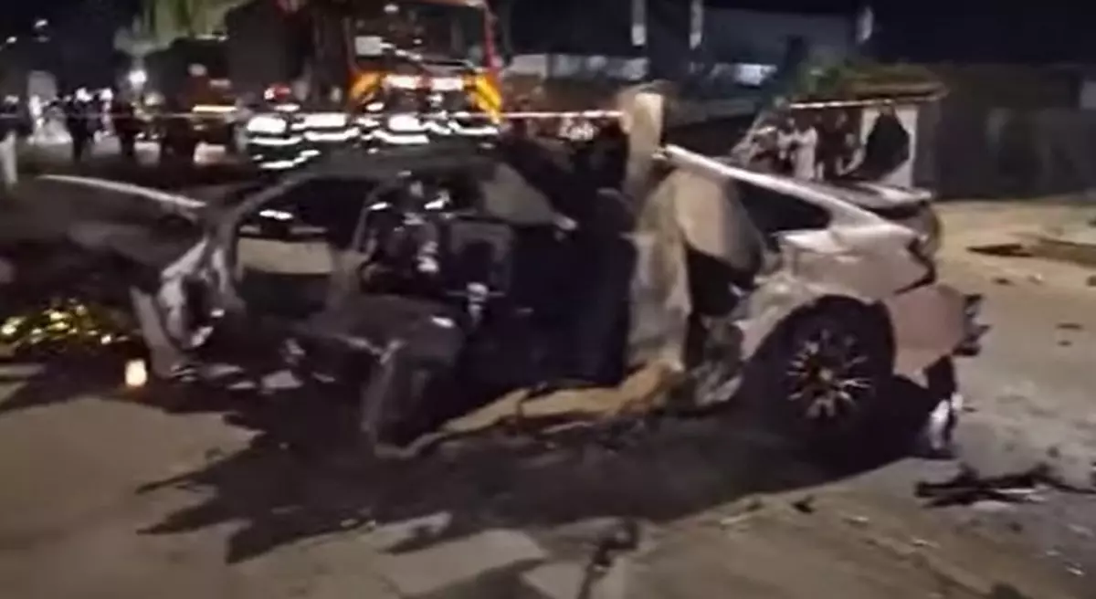 Doi tineri au murit într-un accident la Rătești, în Argeș, după ce au intrat cu mașina într-un stâlp de electricitate | VIDEO
