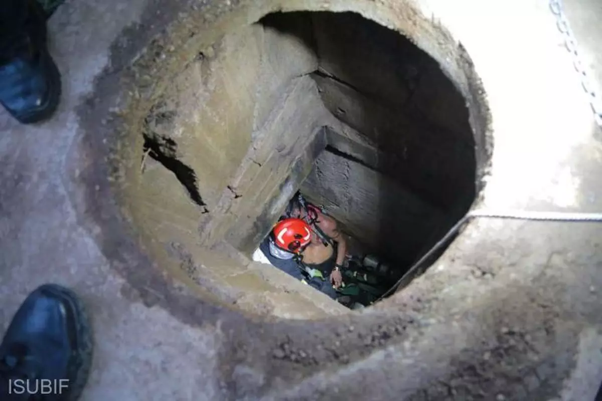 Un bărbat a căzut într-un canal tehnologic în zona Orășelul Copiilor din București. Pompierii l-au găsit inconștient