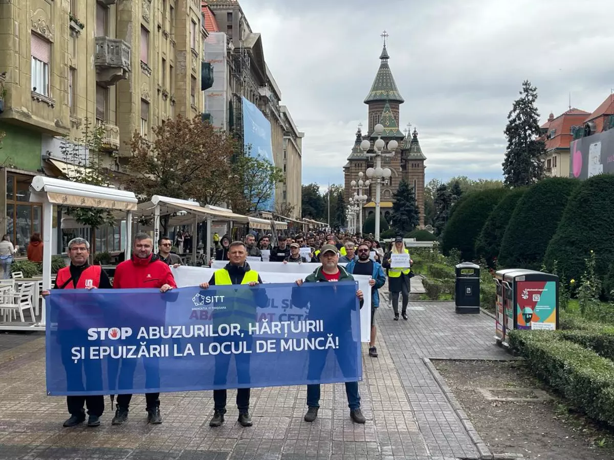 protest it timisoara sinucidere angajata