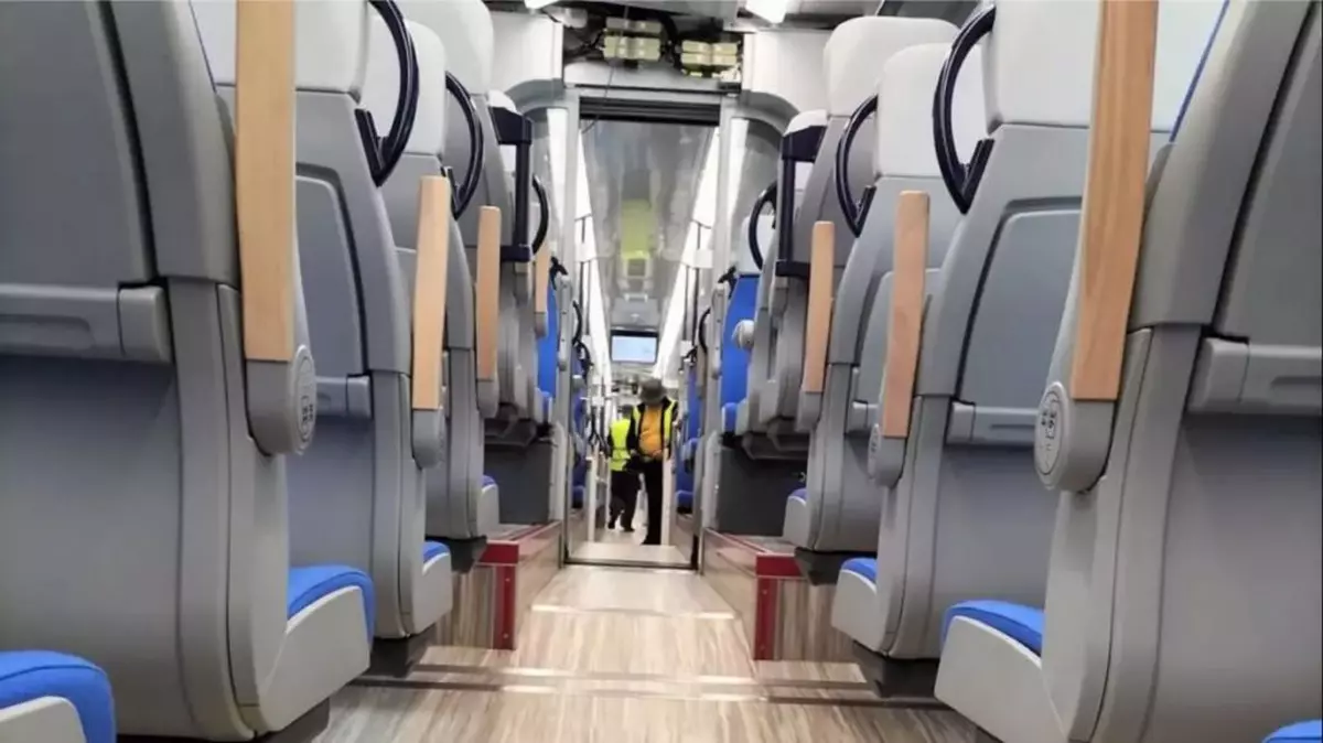 Primul tren Alstom Coradia, pe ruta Bucureşti-Braşov, intră în circulație din noiembrie, după un an de așteptare