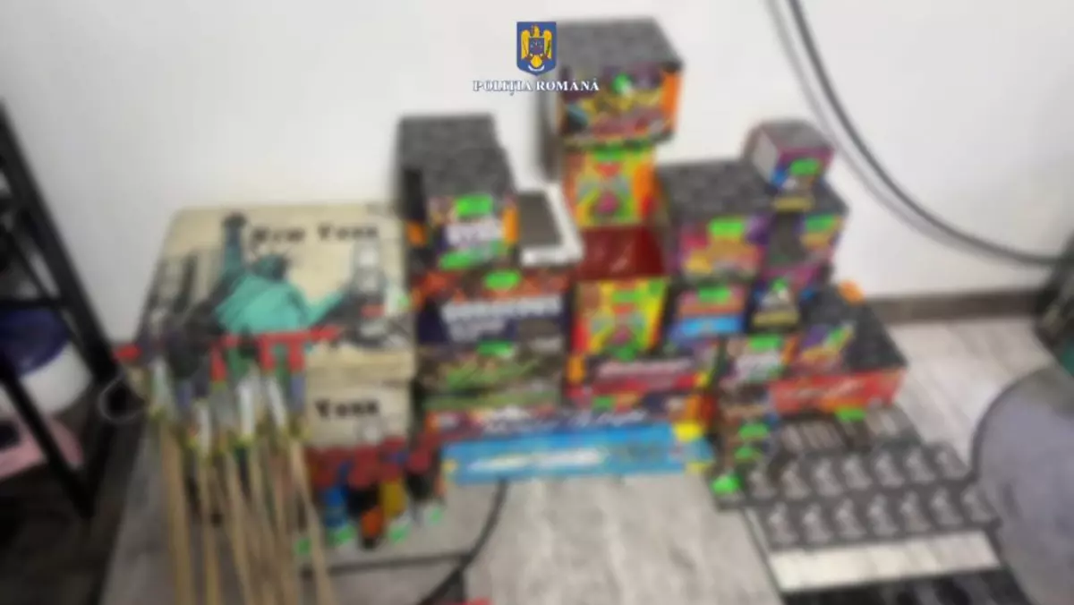 Brăilean prins cu 50 de kilograme de petarde și de artificii. Cât costau „bombele