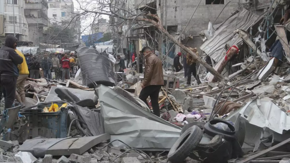 Fâșia Gaza este distrusă de atacurile israeliene