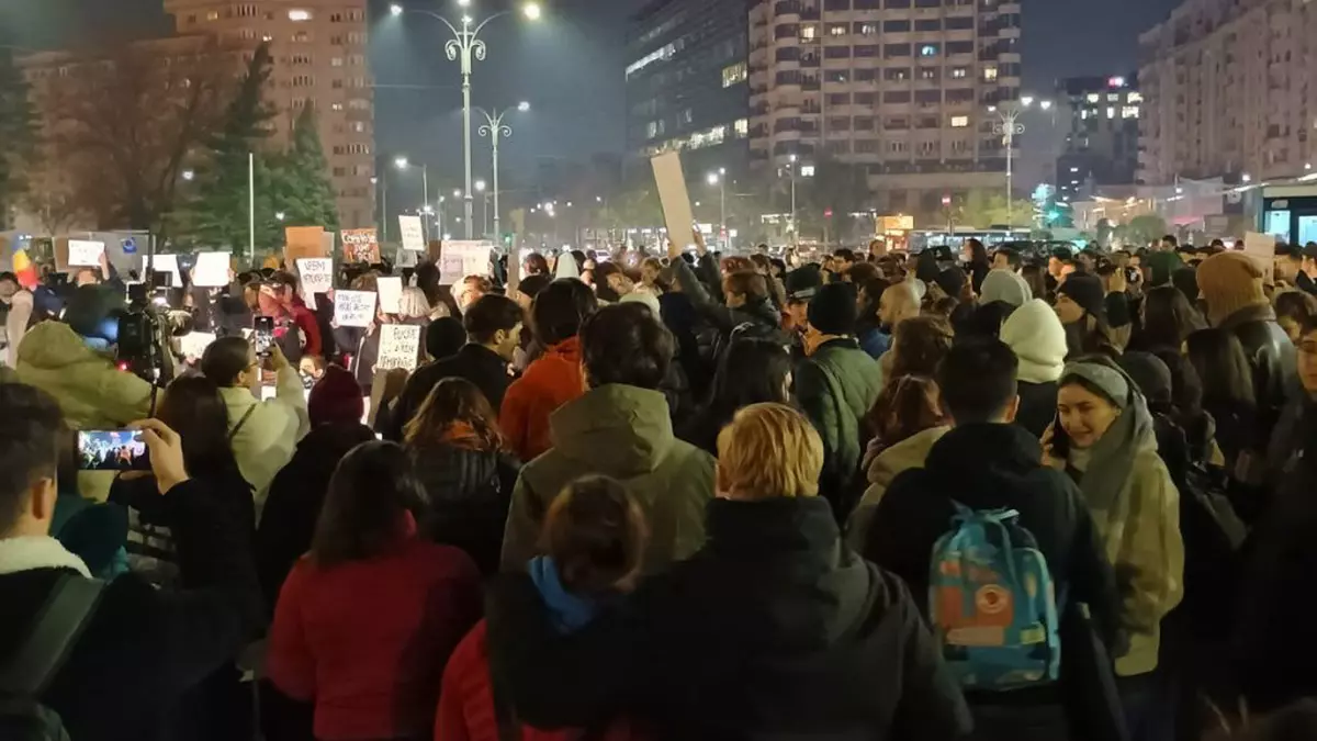 Protest în Piața Victoriei