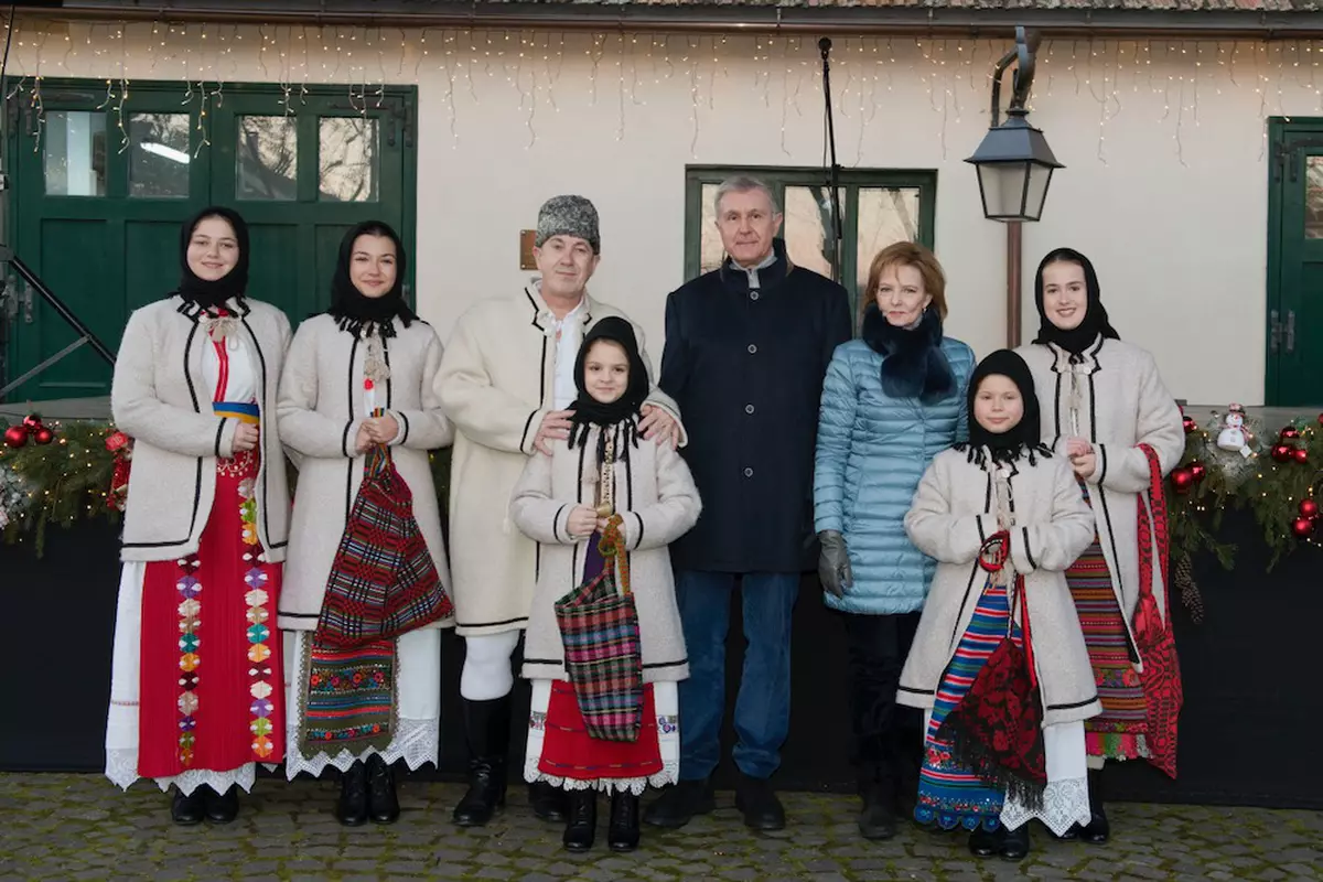 Unde își petrece Familia Regală a României sărbătorile de iarnă. Ce se va întâmpla în dimineața zilei de Crăciun