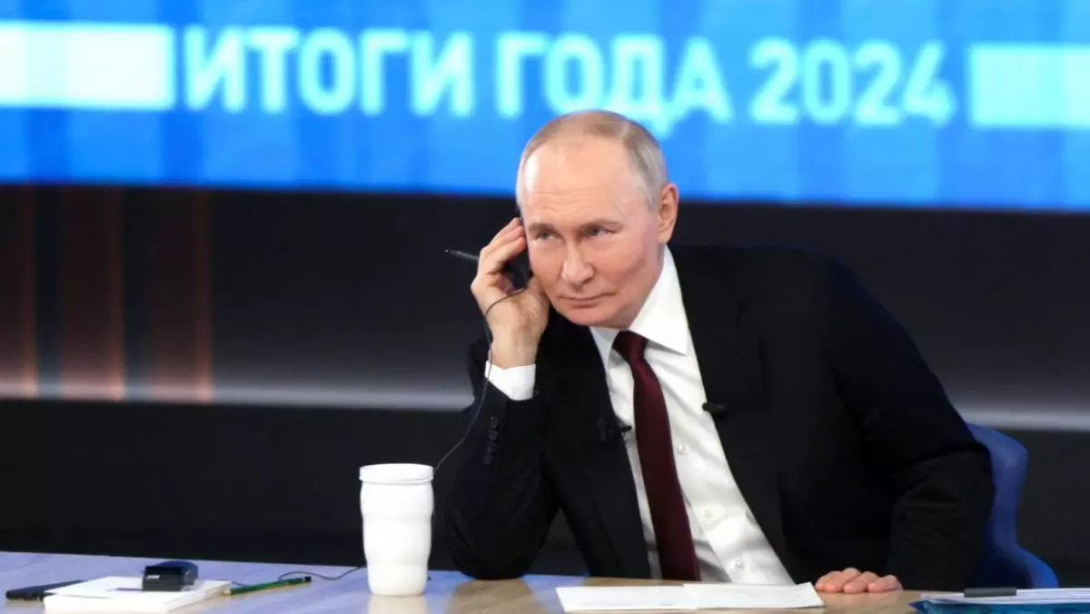 Poză cu Vladimir Putin de la conferința de presă susținută joi, 19 decembrie 2024.