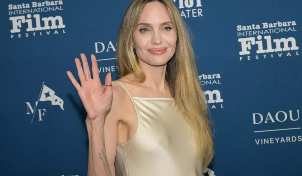 Angelina Jolie a slăbit enorm