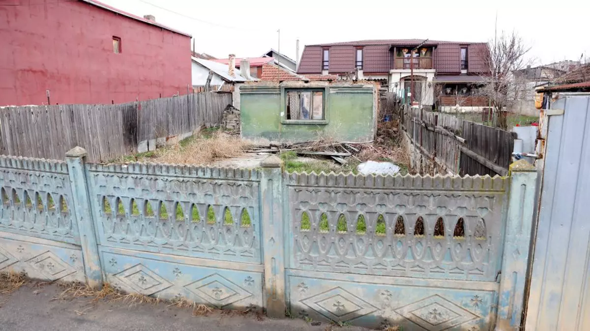 Asa arata imobilul părăsit