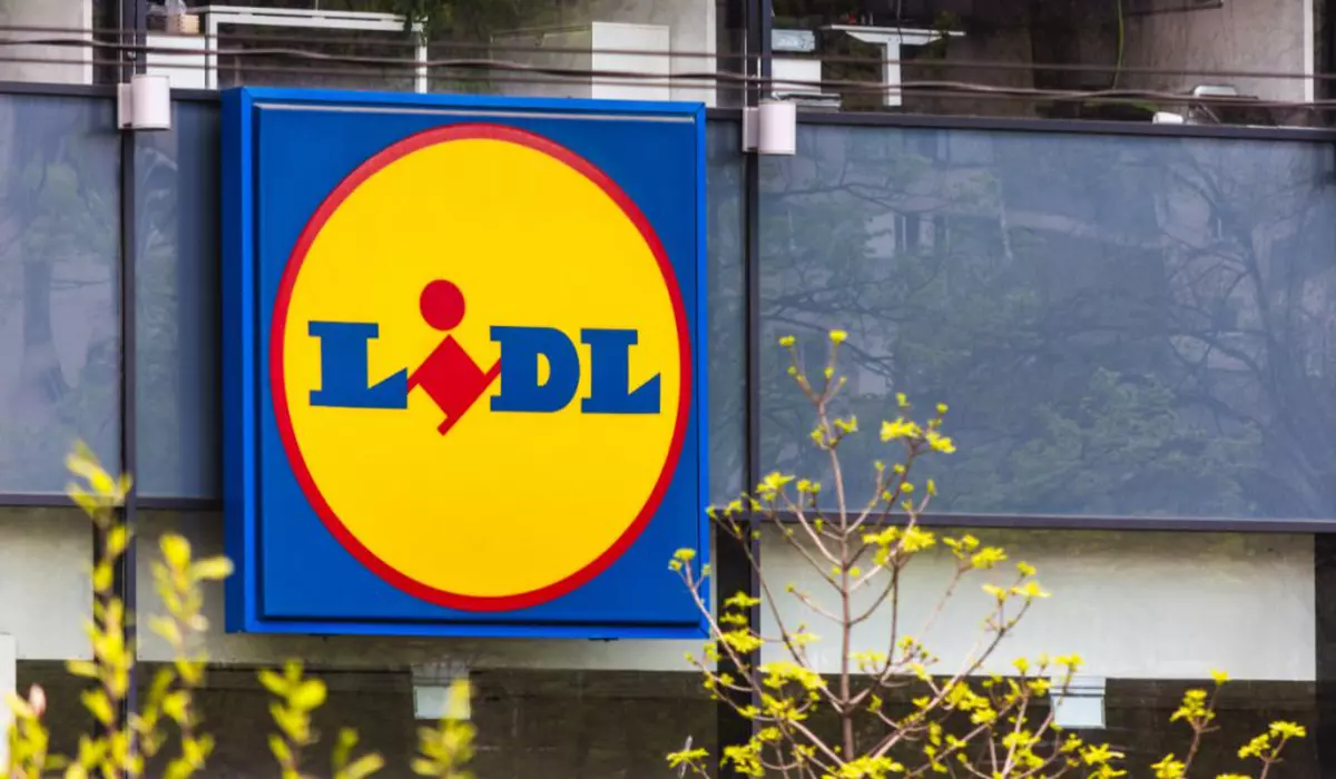 În imagine este ilustrat logo-ul Lidl