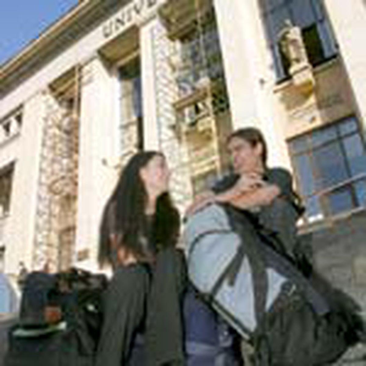 Cat Va Costa Un An De Facultate Stiri Libertatea Libertatea
