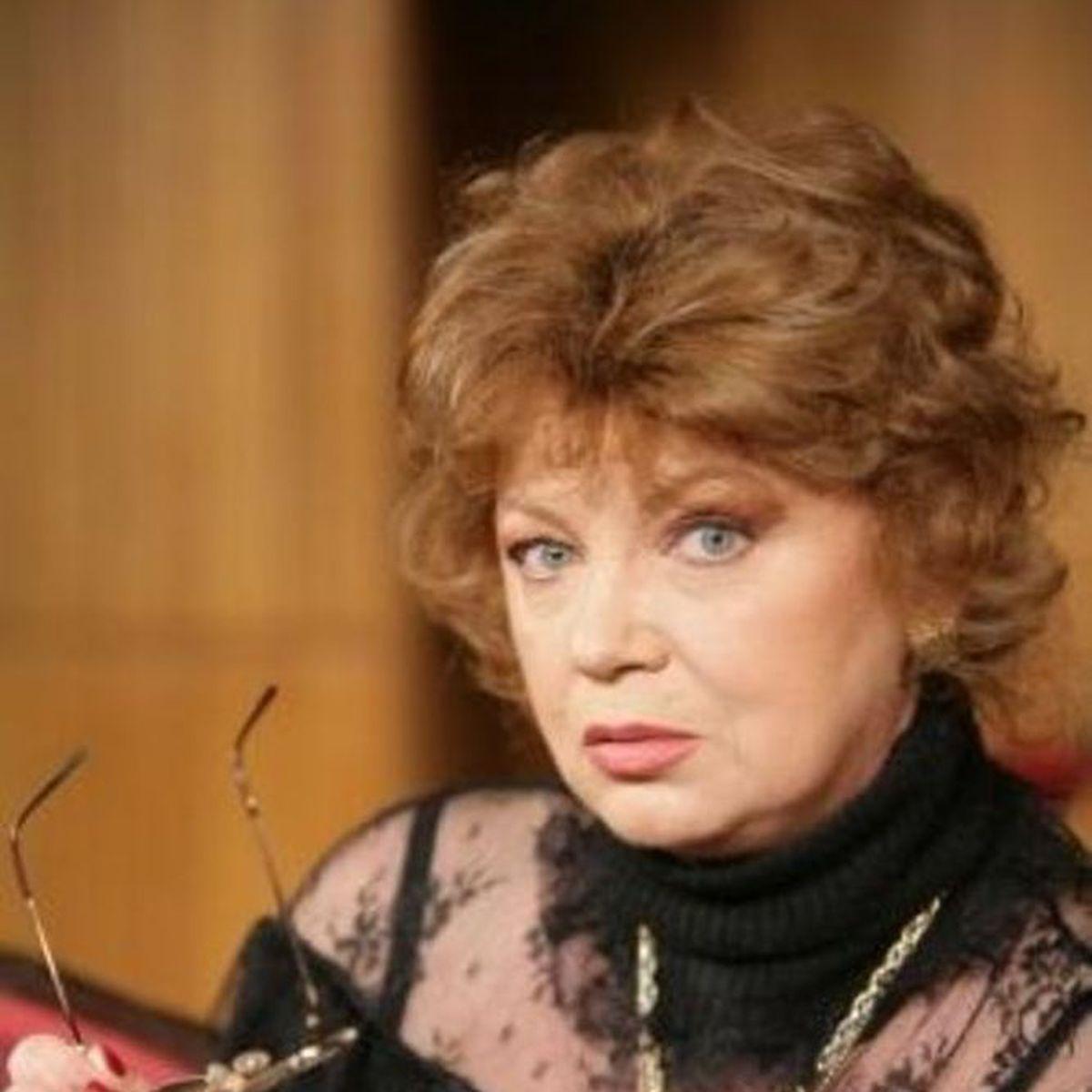 De Ce Nu A Avut Cezara Dafinescu Niciodată Prietene Libertatea