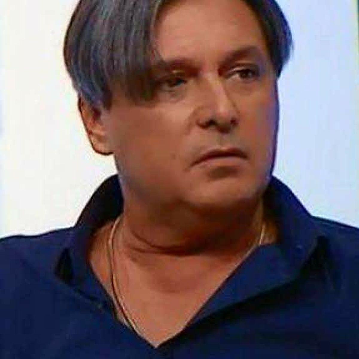 Imagini Triste De La Priveghiul Lui Cornel Galeș Uitat De Rude și De Prieteni Ingropat Langă Zanica Lui Click Mobile