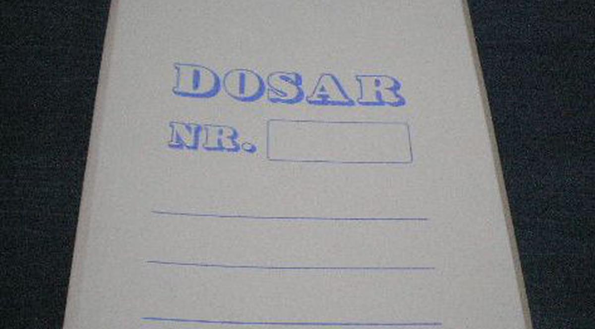SRI a predat CNSAS încă 1.225 de dosare din arhiva fostei Securităţi 