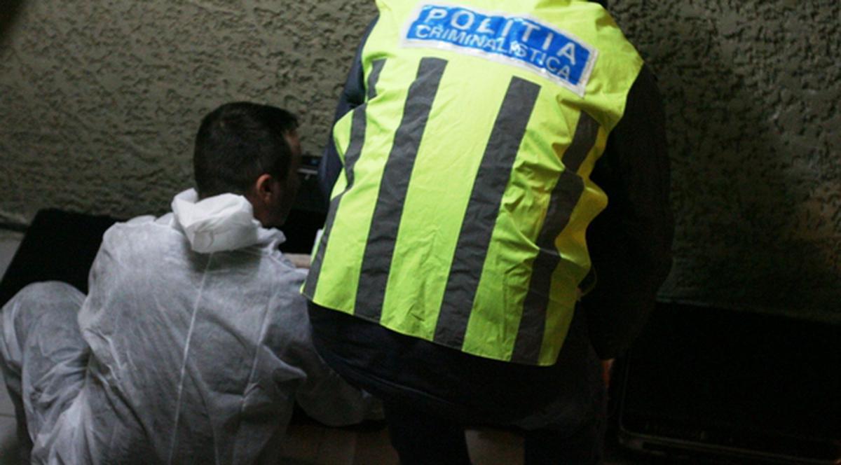 O boală închipuită l-a făcut pe un bucureştean să-şi piardă minţile: s-a împuşcat în cap