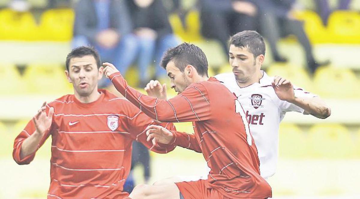 Giuleștenii au obţinut doar o remiză, ieri, cu Brăneşti