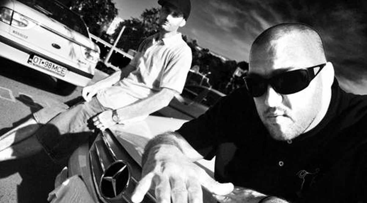 Bătaie generală la lansarea albumului trupei hip-hop Il-Egal 