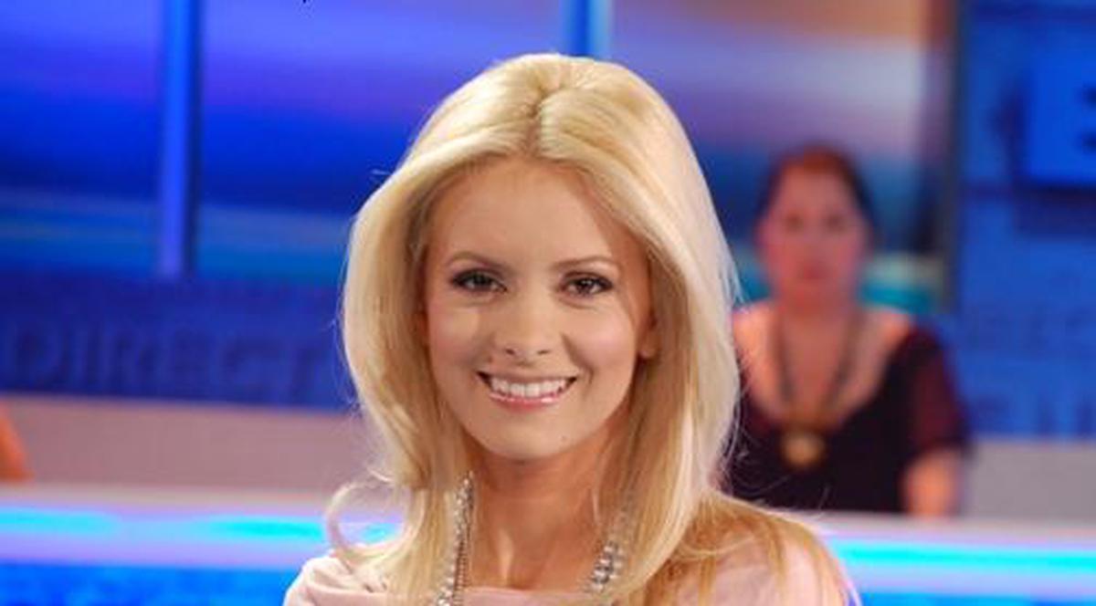 Simona Gherghe împlineşte astăzi 9 ani de Antena 1