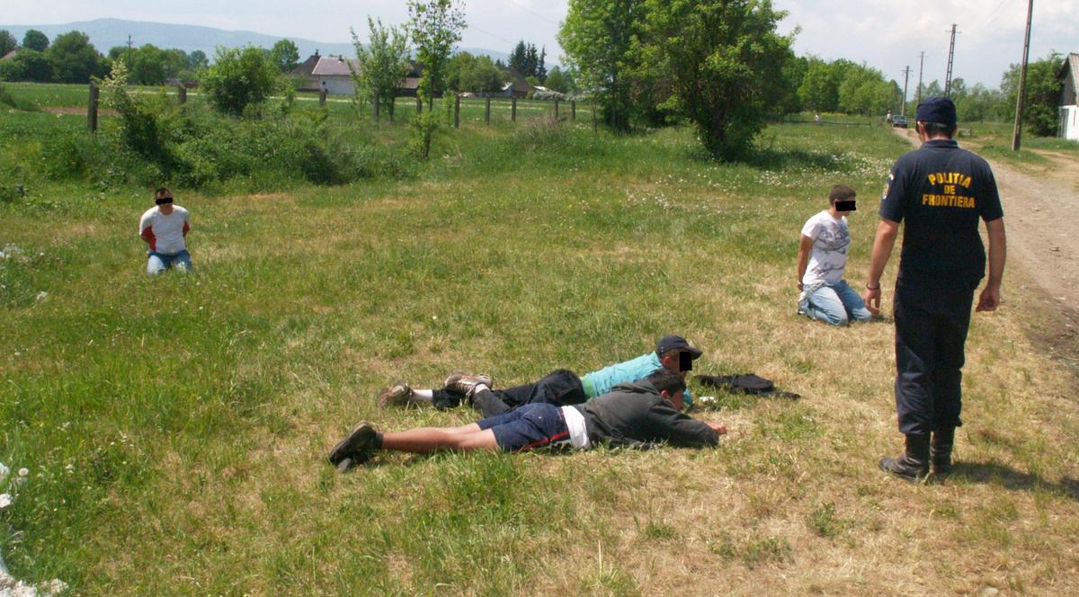 Contrabandiști de țigări prinși la frontieră 