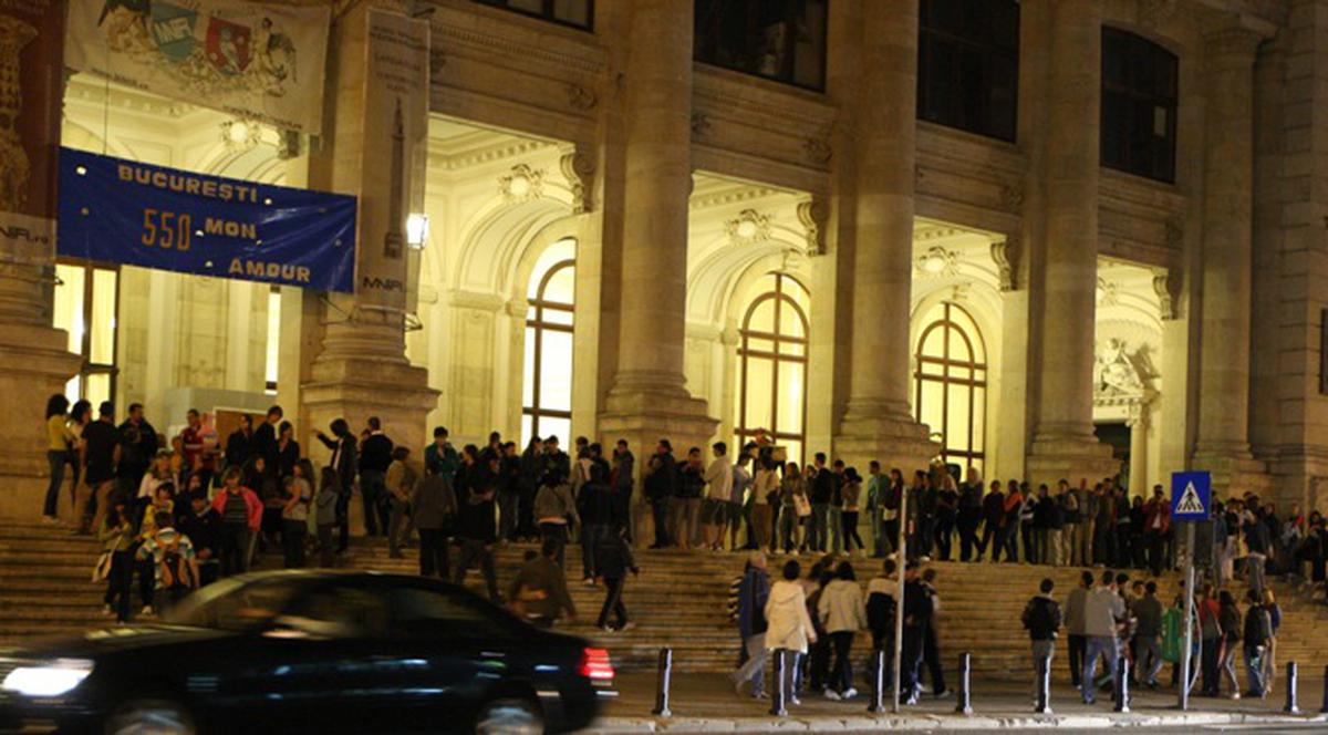 Iată lista muzeelor la care puteţi intra gratis sâmbătă noapte