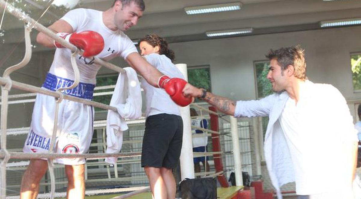 Mutu e convins că boxerul Bute îl va bate măr pe Paul Mendy: «Îl face KO în repriza a treia!»