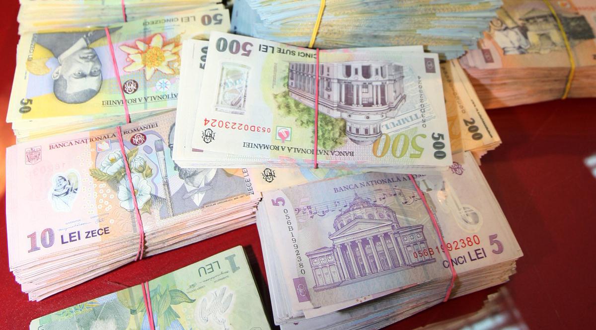 Primar din Dolj reţinut pentru delapidare