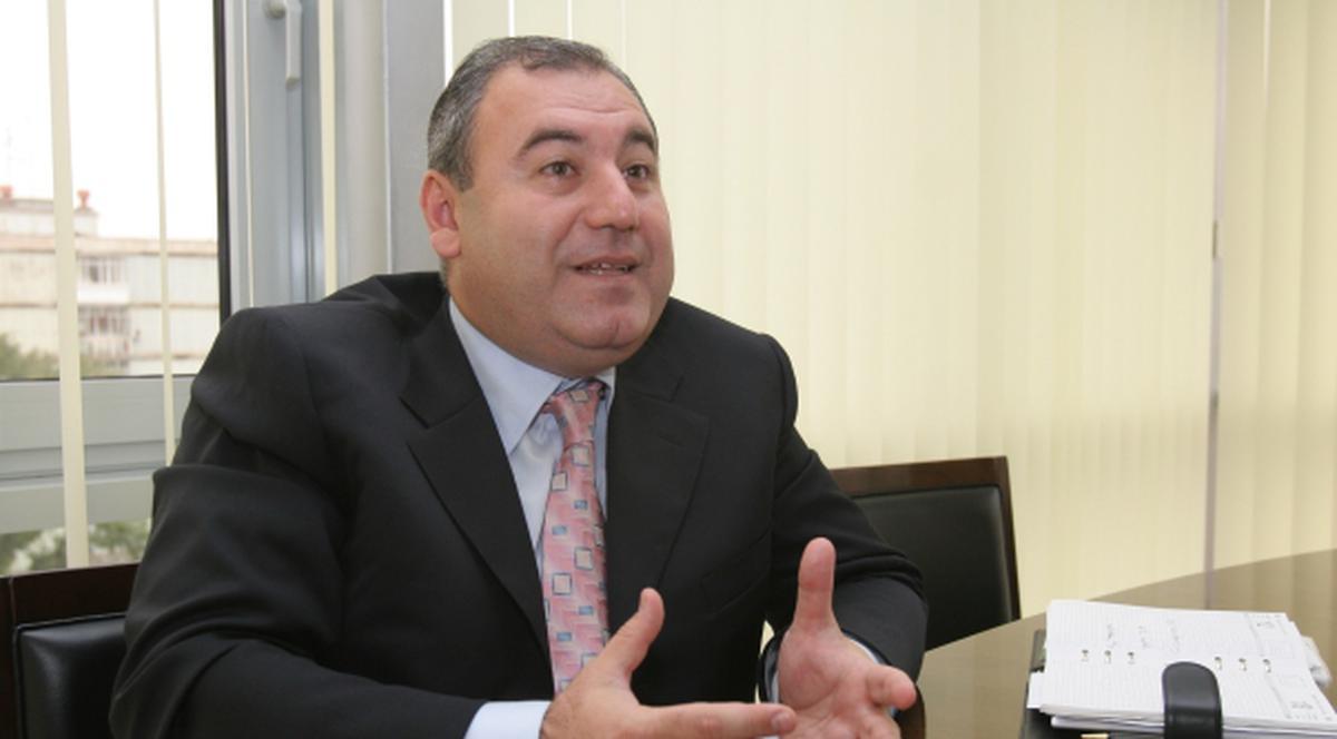 Dorin Cocoș și Dumitru Nicolae află vineri dacă vor fi eliberați condiționat, după ce au executat aproape un an din pedepsele primite în dosarul Microsoft.