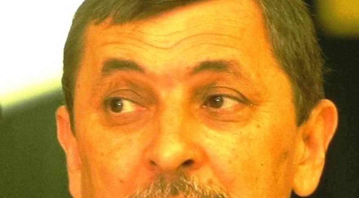 Integrarea ţiganilor trebuie făcută cu sprijinul etniei şi al autorităţilor locale