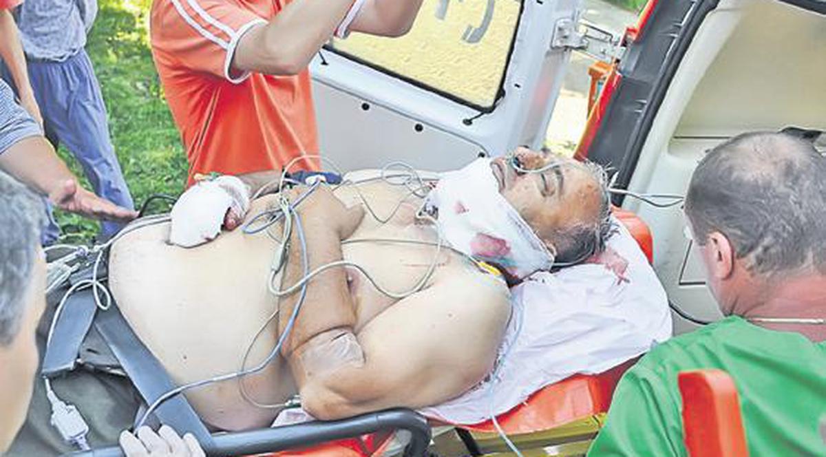 I-a dat cu toporul în cap pentru 30 de lei