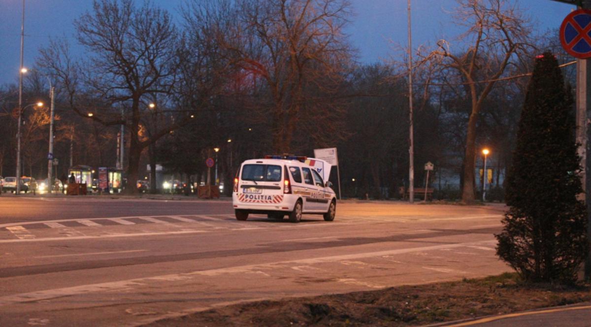 Un bărbat a fost găsit mort în apartamentul său din sectorul 3 al Capitalei