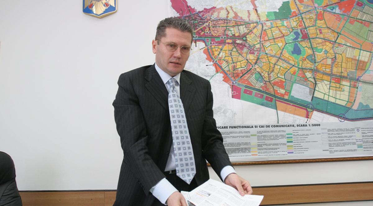 Unde este criza? Primarul Negoiţă vrea să construiască o piaţă de 9,3 milioane de euro