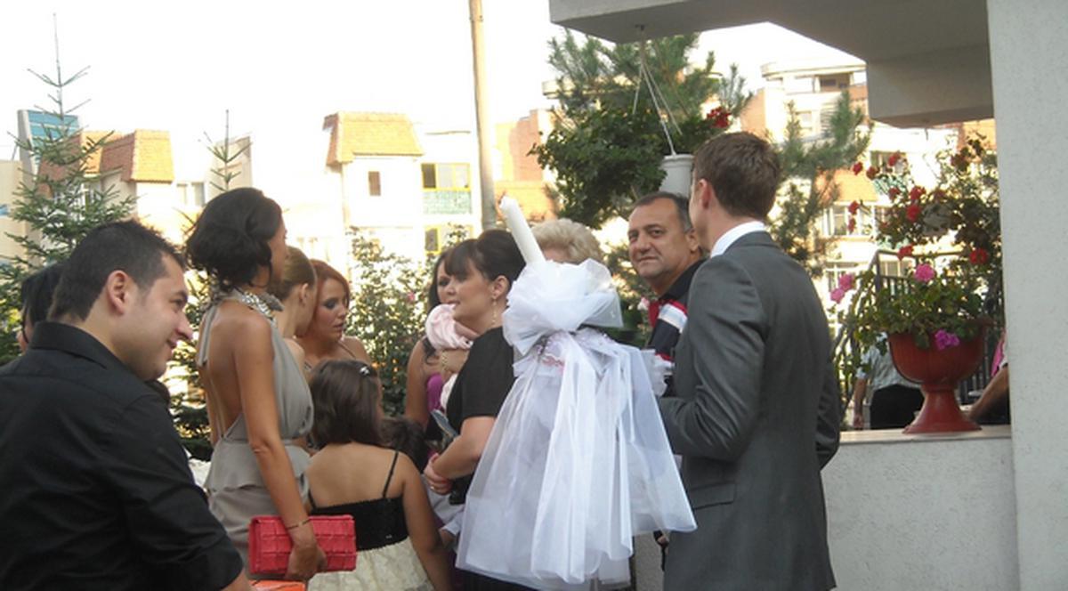 Foto | Nicolae Dică şi-a botezat fetiţa, Samira Maria