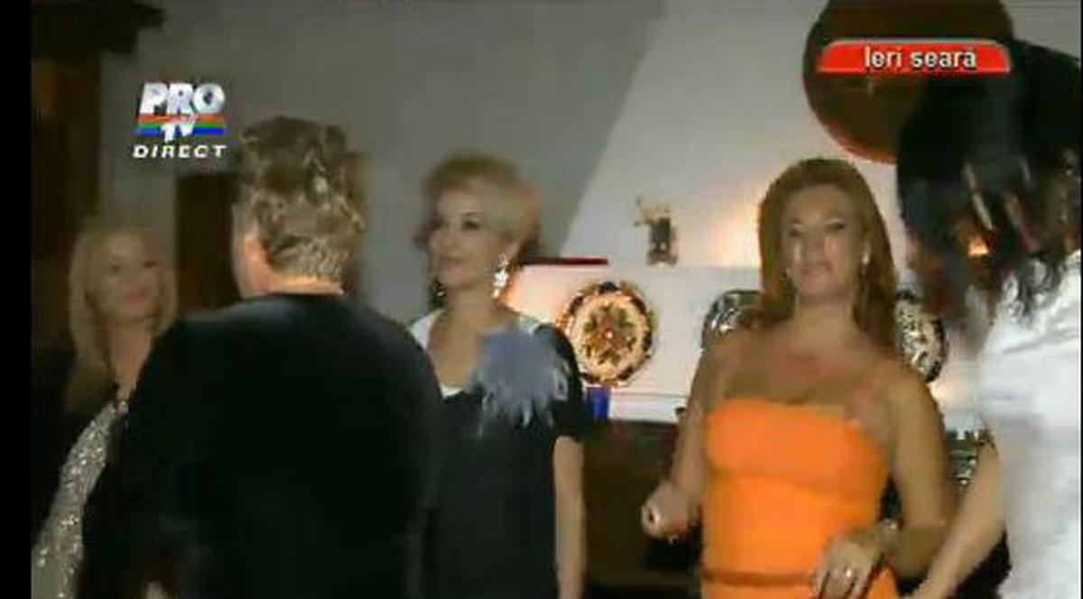 The show must go on! Mihaela Borcea a dansat şi a petrecut pe ritmuri de manele