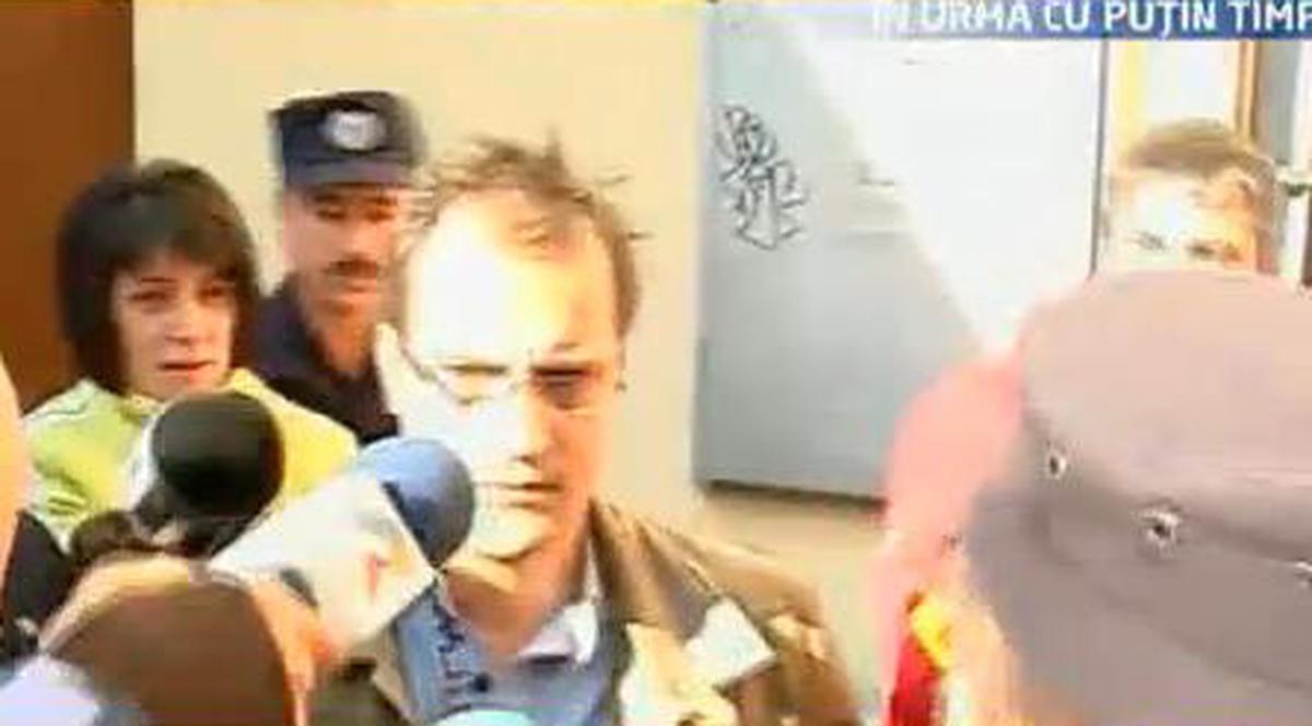 Update | Foto&Video - Şerban Huidu a plecat de la Parchetul Braşov şi se îndreaptă spre Bucureşti