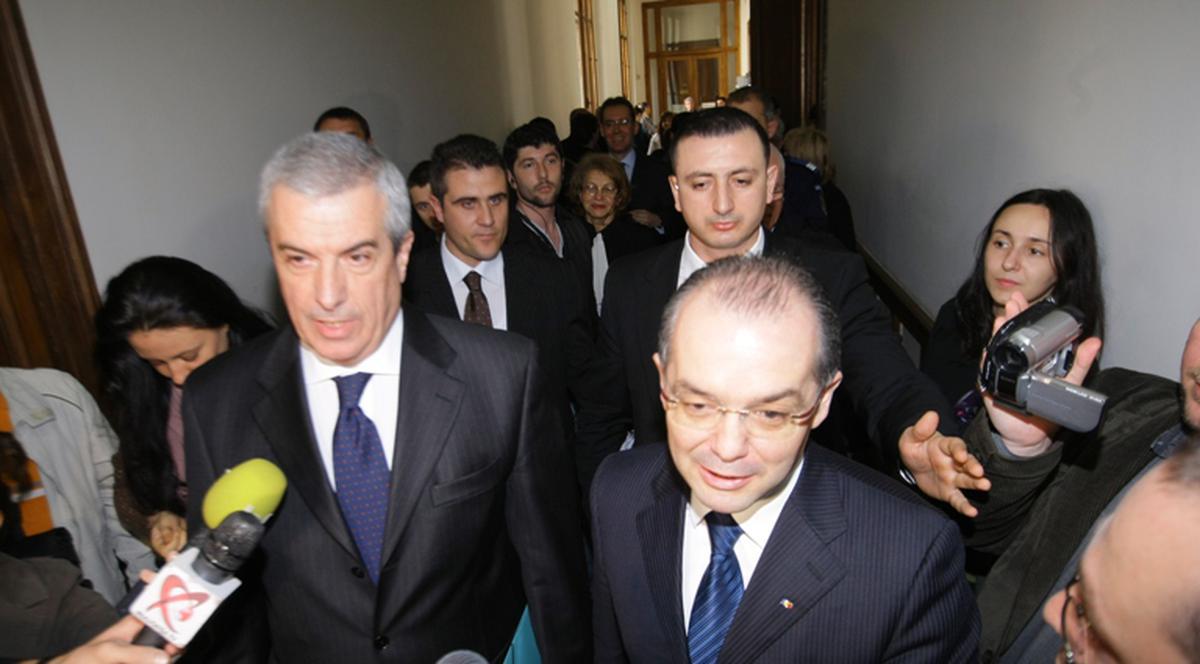 Premierul Emil Boc a câştigat procesul cu fostul prim-ministru Călin Popescu-Tăriceanu