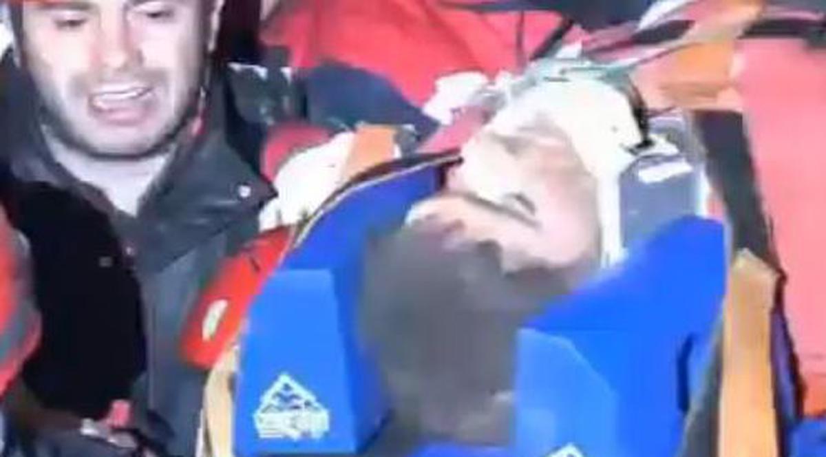 Video | Un turc, salvat după 100 de ore petrecute sub dărâmături