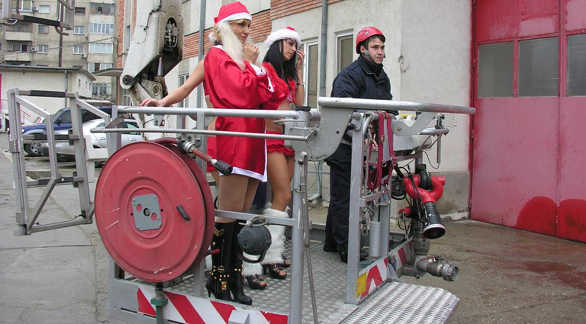 Daniela Gyorfy a fost asistenta Moşului, la pompieri