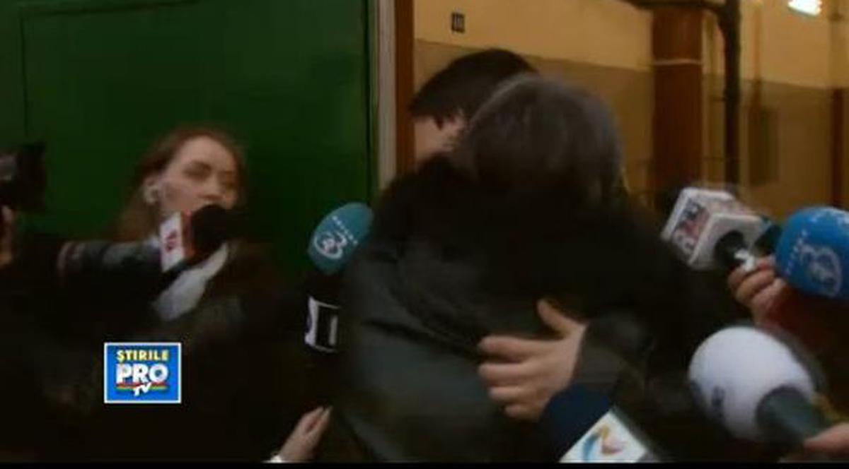 Iată care au fost primele cuvinte spuse de proful de la Monnet, după eliberare! | VIDEO