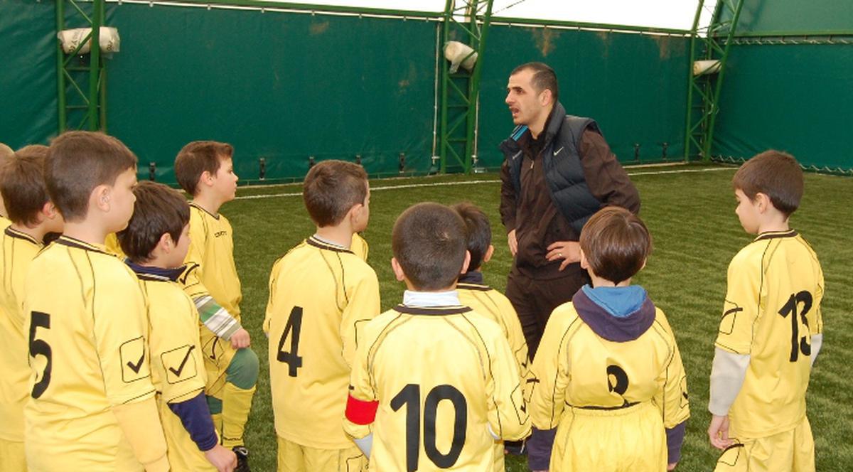 Fostul fotbalist armean de la Steaua sau Timişoara, Arman Karamian, a devenit antrenor la juniorii Concordiei Chiajna