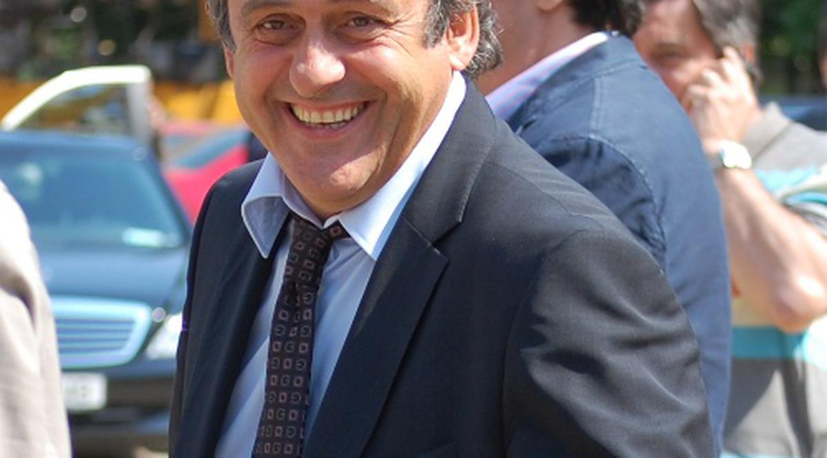 Michel Platini, şeful UEFA, va juca o ”miuţă” la Bucureşti! Vezi cu ce ocazie