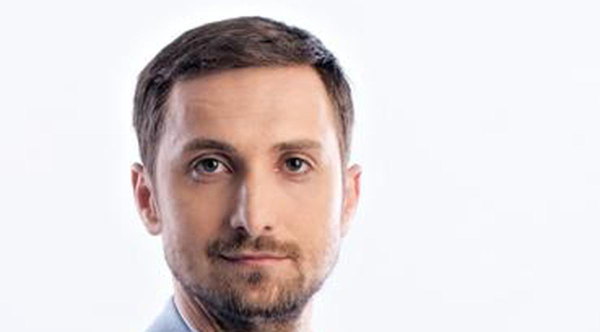 Amănunte mai puţin cunoscute despre Dani Oţil. Află de ce poartă numele ginecologului mamei sale!