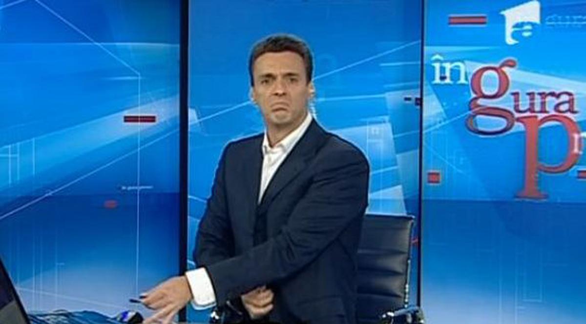 Mircea Badea a cântat la laptop la "În gura presei" | VIDEO