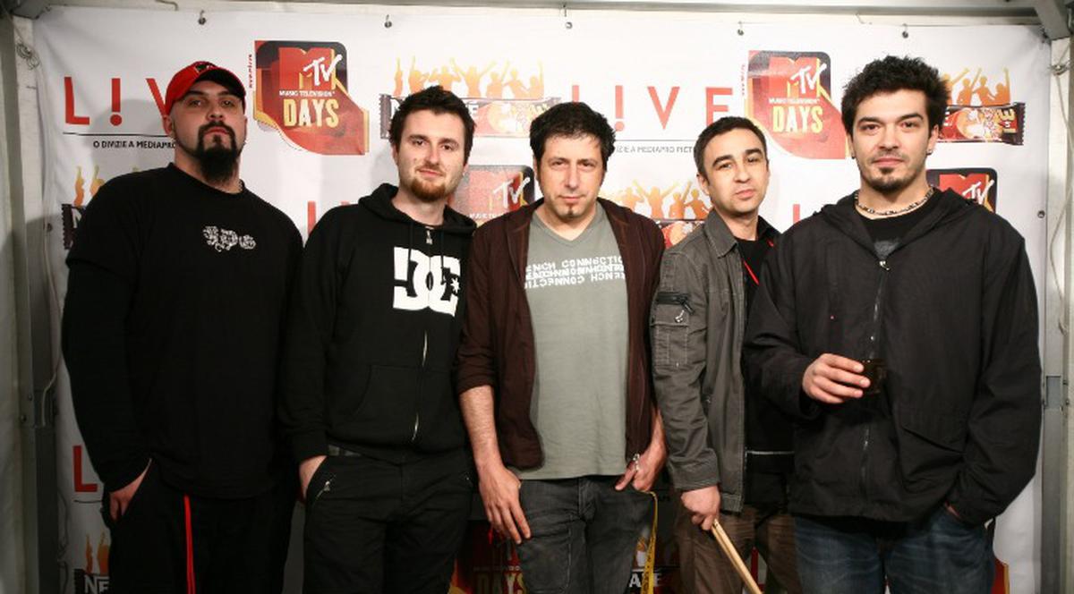 Surpriză de proporţii în rockul românesc! După 15 ani, clăparul Sorin Dănescu părăseşte formaţia Viţa de Vie!