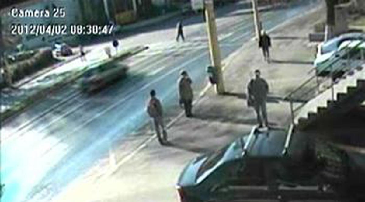 Un bătrân a fost spulberat pe trecerea de pietoni