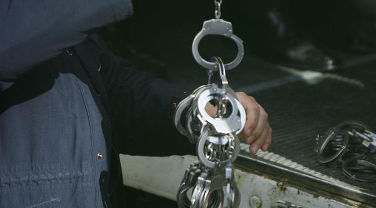 39 de persoane au fost arestate în Argeş după furturilor de combustibil din conductele OMV Petrom