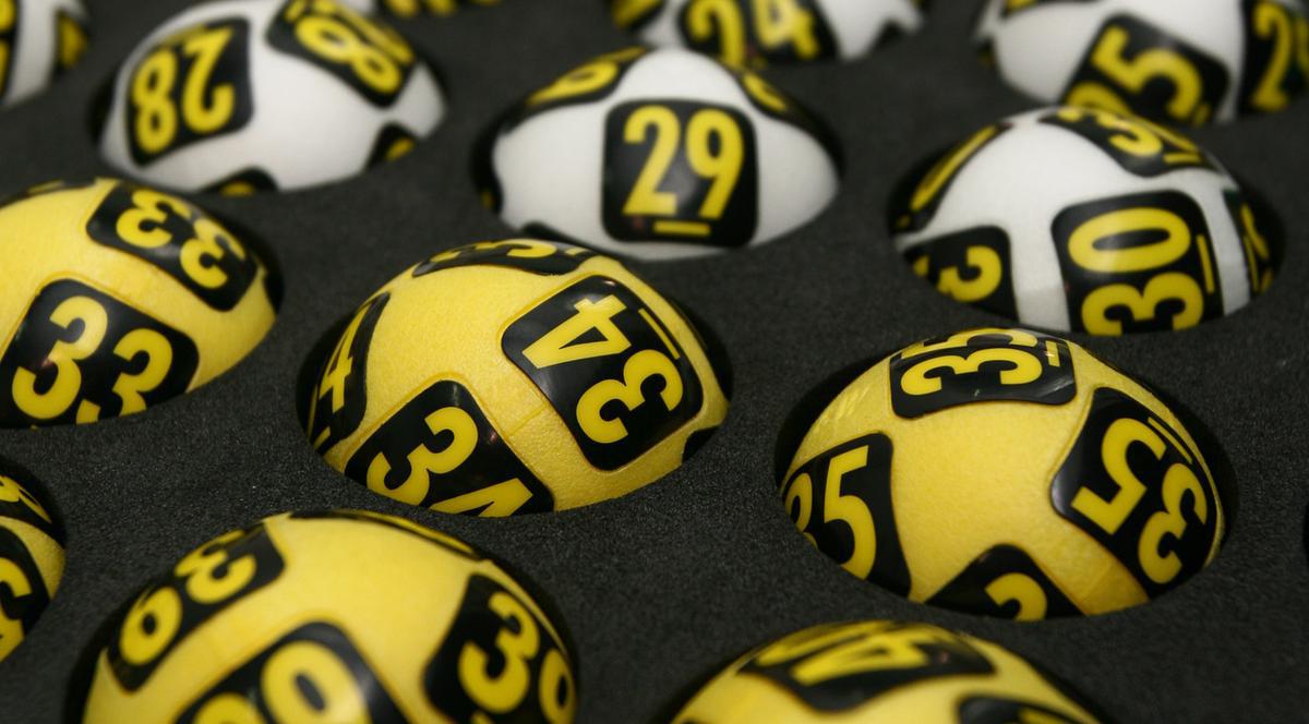 De Paşte, poţi câştiga de două ori la Loto 