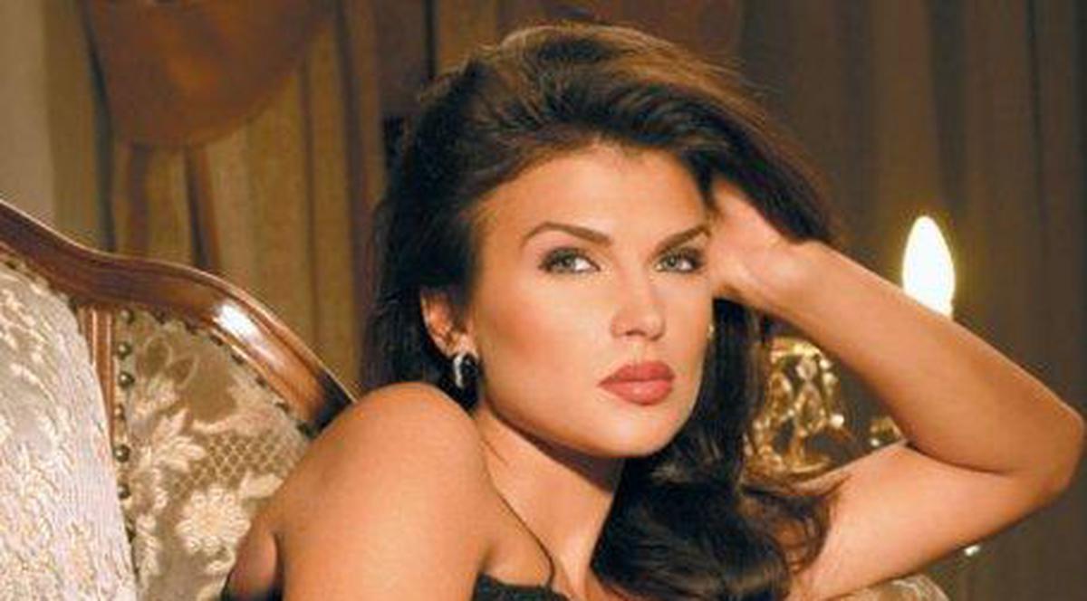 Monica Bârlădeanu: "Căsătoria mi se pare o formă de presiune socială"