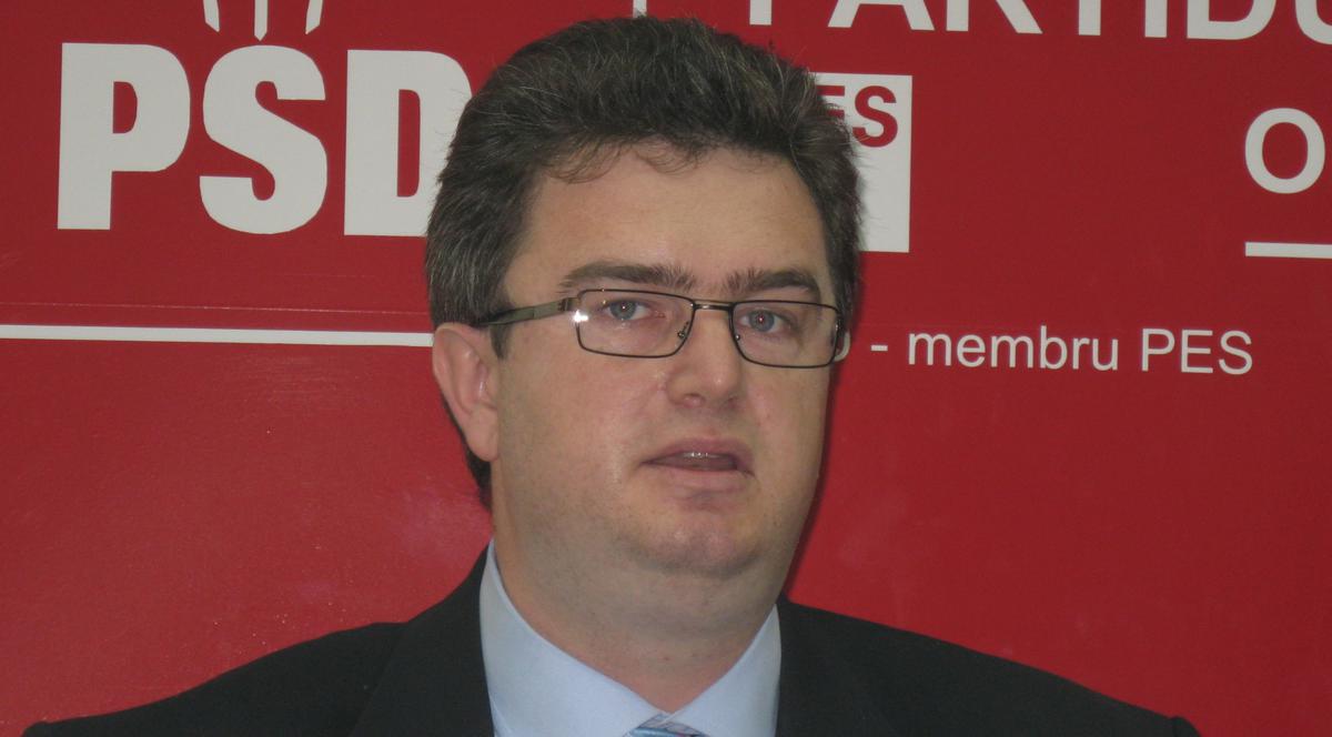 Şeful PSD Suceava atacă: "Avem un premier securist"